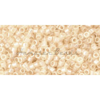 Бисер TOHO Treasure 11/0 TT-01-147 - Ceylon Lt Ivory