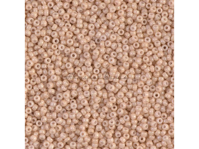 Бисер MIYUKI круглый 15/0 #0597 - Opaque Tan Luster