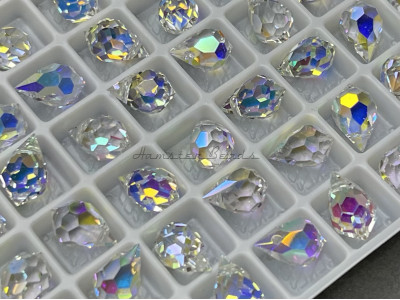 Подвеска-капля Crystal AB 10x6 мм