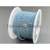 Стразовая цепочка Light Blue Opal /оправа light blue, ss6 (2 мм)