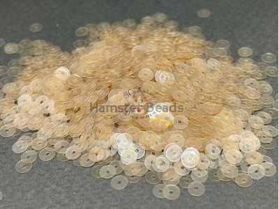 Пайетки Бежевые L.4 Lustre плоские 4 мм / 3 г