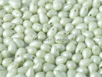 Чешские бусины Капли Chalk White Mint Luster 4x6 mm / (20 шт) Чешские бусины Капли Chalk White Mint Luster 4x6 mm / (20 шт)