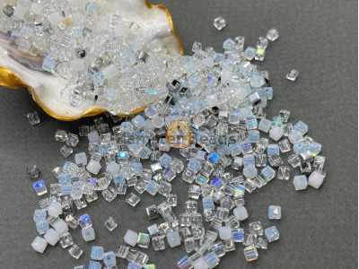 Микс бусин кубиков Crystal - White Opal 3 мм/ 5 грамм