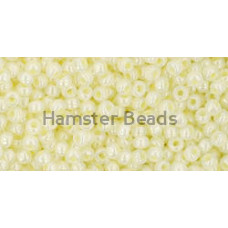 Бисер TOHO Round 11/0 TR-11-142 - Ceylon Banana Cream
