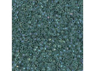 Бисер MIYUKI Delica 11/0 #DB1768 - Forest Green Lined Opal AB
