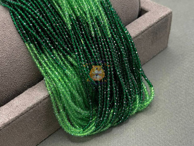 Шпинель синтетическая Chrysolite-Emerald 2 мм / 1 нить
