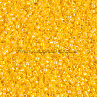 Бисер MIYUKI Delica 11/0 #DB1572 - Opaque Canary AB