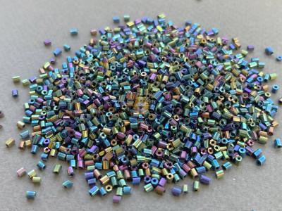 Бисер сатиновая рубка 10/0 - Green Iris AB Китай (10 г)
