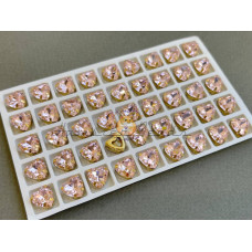 Стразы Сердце Light Rose в оправе 10×10мм/ оправа золото
