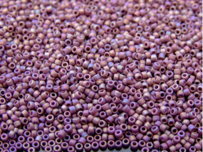 Бисер TOHO Round 15/0 TR-15-2638F - Semi Glazed Rainbow - Lavender