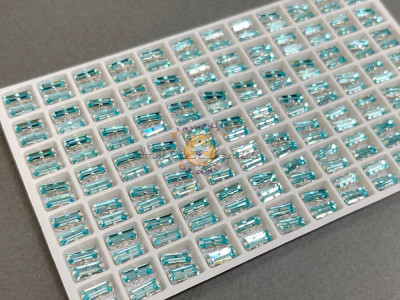 Стразы Багет Aquamarine в оправе 7×3мм/ оправа серебро