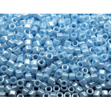 Бисер TOHO Treasure 11/0 TT-01-124B - Opaque-Lustered Baby Blue 