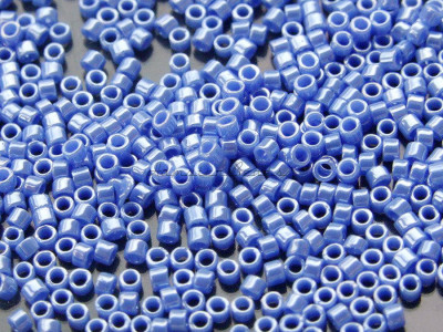Бисер TOHO Treasure 11/0 TT-01-134 - Opaque Periwinkle Luster Бисер TOHO Treasure 11/0 TT-01-134 - Opaque Periwinkle Luster
