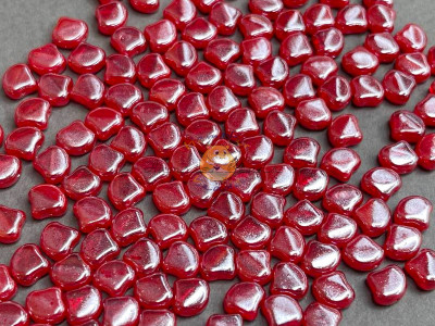 Чешские бусины MATUBO Ginko Red Opal Luster 7,5x7,5 мм/ 10 шт Чешские бусины MATUBO Ginko Red Opal Luster 7,5x7,5 мм/ 10 шт