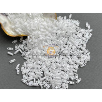 Бисер Miyuki Quater Tila #QTL0402 - White Opaque / 3 г Бисер Miyuki Quater Tila #QTL0402 - White Opaque / 3 г