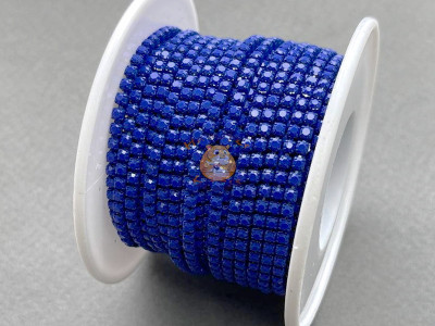 Стразовая цепочка Opaque Sapphire/ оправа в тон кристалла, ss6 (2 мм)