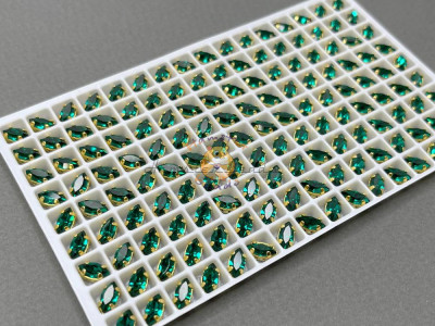 Стразы Наветт Emerald пришивные в оправе 8×4 мм/ оправа золото
