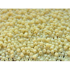 Бисер TOHO Round 11/0 TR-11-51 - Opaque Lt Beige / 5г