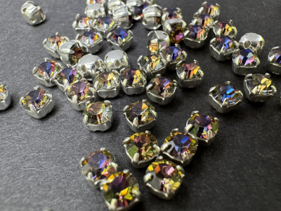 Шатоны Crystal Volcano /оправа серебро, ss16 (4 мм), 10 шт Шатоны Crystal Volcano /оправа серебро, ss16 (4 мм), 10 шт