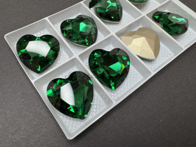 Кристалл Сердце Emerald 27х27 мм/ 1 шт
