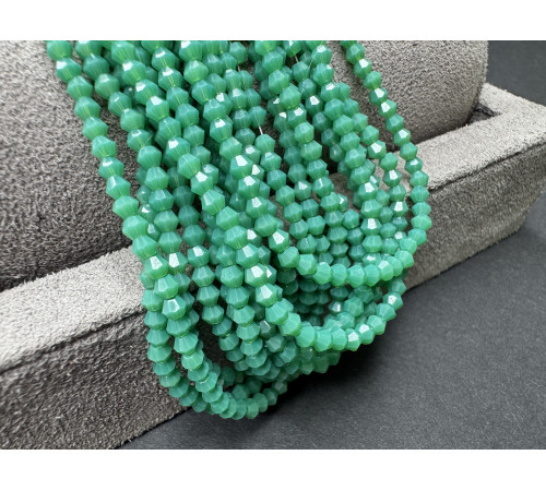 Биконусы стеклянные Turquoise Green Opal #57 3 мм/ 1 нить