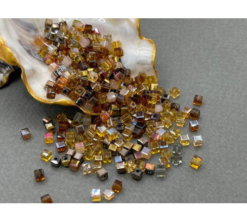 Микс бусин кубиков Amber - Topaz 3 мм/ 5 грамм