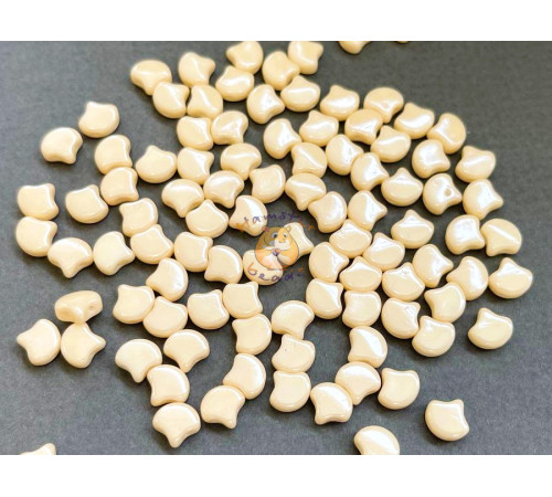 Чешские бусины MATUBO Ginko Chalk  White Champagne Luster 7,5x7,5 мм/ 10 шт 