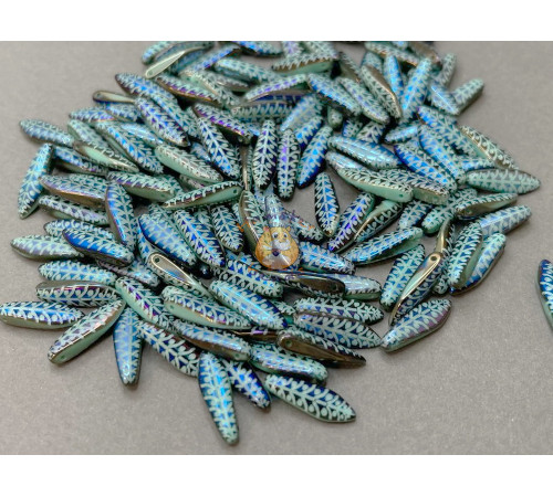 Бусины Кинжалы Opaque Turquoise Green with Laser Decoration Daggers beads 5x16 мм/ 10 шт