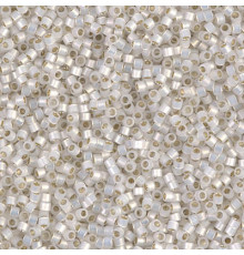 Бисер MIYUKI Delica 11/0 #DB0221 - Gilt Lined White Opal