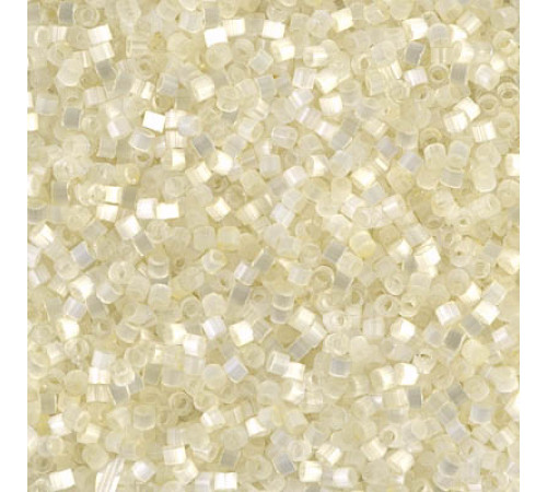 Бисер MIYUKI Delica 11/0 #DB0672 - Ivory Silk Satin