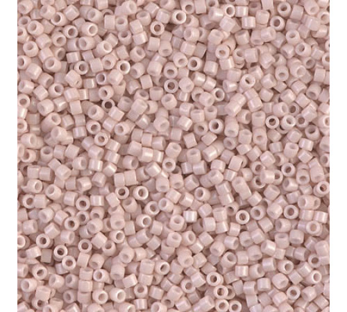 Бисер MIYUKI Delica 11/0 #DB1495 - Opaque Pink Champagne