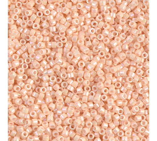 Бисер MIYUKI Delica 11/0 #DB1502 - Opaque Lt.Peach AB