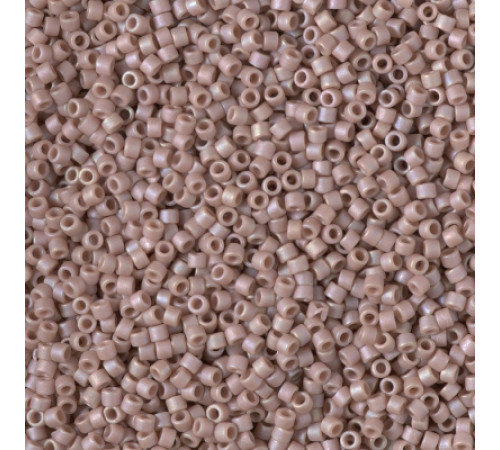 Бисер MIYUKI Delica 11/0 #DB2305 - Matted Opq Glazed Beige AB