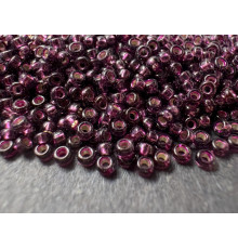 Бисер MIYUKI круглый 15/0 #1428 - Dyed Silver Lined Wine 