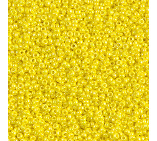 Бисер MIYUKI круглый 15/0 #0472 - Opaque Yellow AB