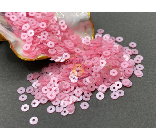 Пайетки Light Pink Luster L.178 плоские/ 4 мм