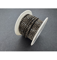 Стразовая цепочка Black Diamond/ оправа gunmetal, ss6 (2 мм)