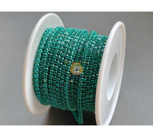 Стразовая цепочка Malachite/ оправа в тон кристалла, ss6 (2 мм)