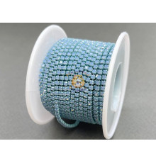 Стразовая цепочка Light Blue Opal /оправа light blue, ss6 (2 мм)