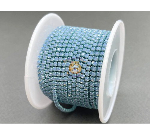 Стразовая цепочка Light Blue Opal /оправа light blue, ss6 (2 мм)