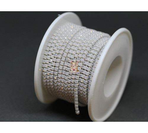 Стразовая цепочка White Opal /оправа white, ss6 (2 мм)