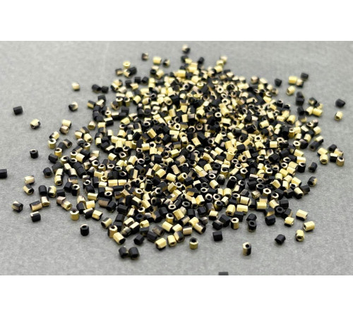Бисер рубка COTOBE 11/0 - Opaque Black+Gold Matt