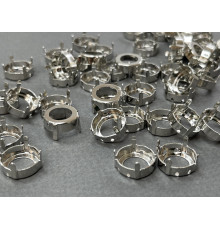 Оправы для риволи 14 мм Платина /Sew-on 4 holes. Josef Berg 