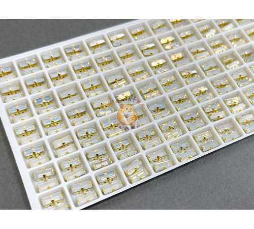 Стразы Багет White Opal в оправе 7×3мм/ оправа золото
