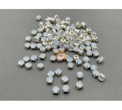 Шатоны стеклянные White Opal пришивные в оправе 3 мм/ оправа серебро (30 шт)