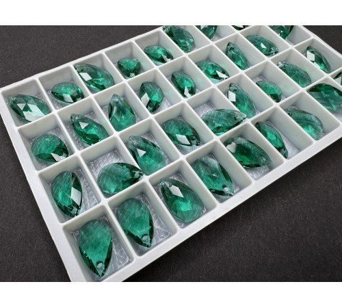 Подвеска Капля Emerald 16x9,5 мм