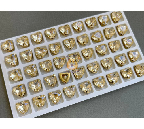 Стразы Сердце Crystal Golden Shadow в оправе 10×10мм/ оправа золото