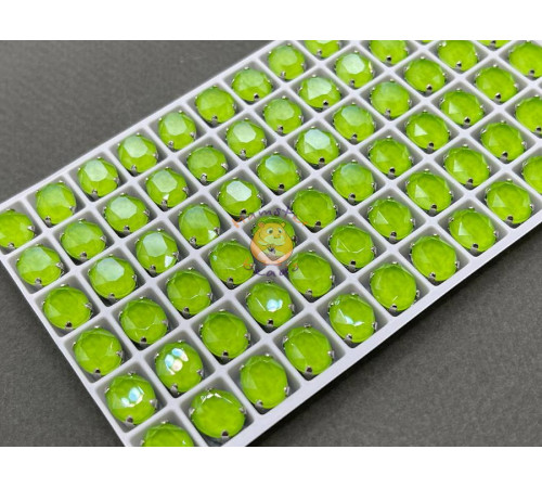 Стразы Овалы лаковые Peridot Moka 10×8 мм/ оправа никель