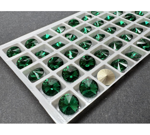 Риволи Emerald 10 мм/ 1 шт (без оправы) 