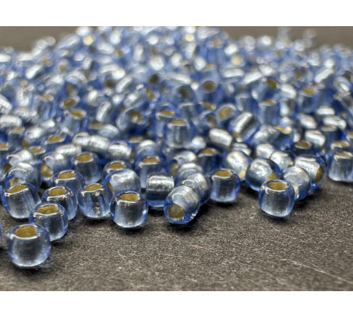 Бисер TOHO Round 11/0 TR-11-33F - Silver-Lined Frosted Lt. Sapphire